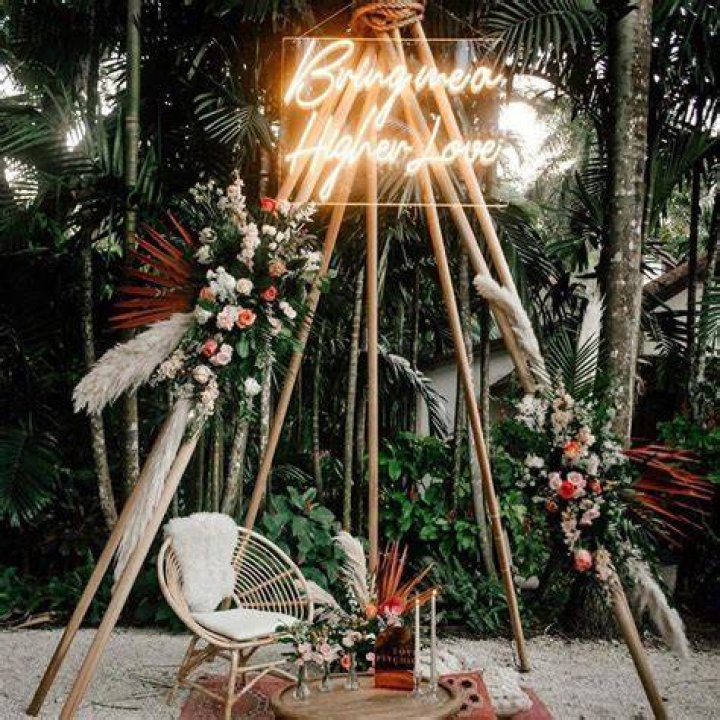 Custom Neon&reg; Outdoor Wedding Signs & Waterproof LED Light Decor