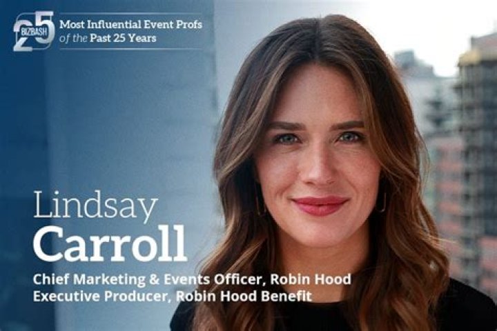 Lindsay Carroll – Chicago, IL